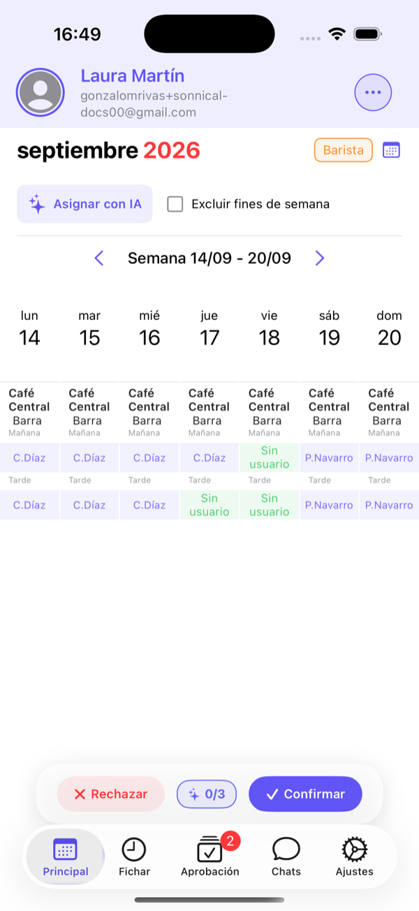 La propuesta aparece en pantalla con la barra Rechazar · asignados/propuestos · Confirmar.